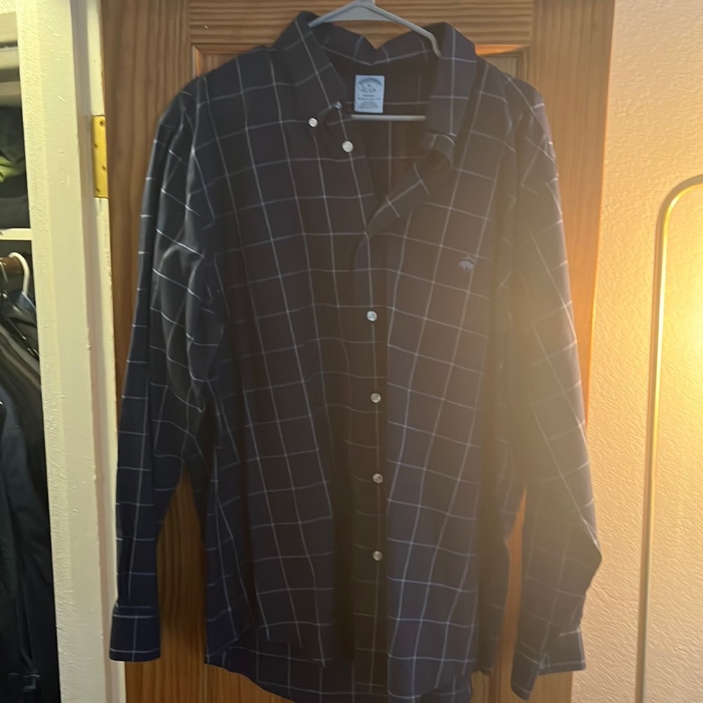 Men’s Brooks Brothers Dress shirt